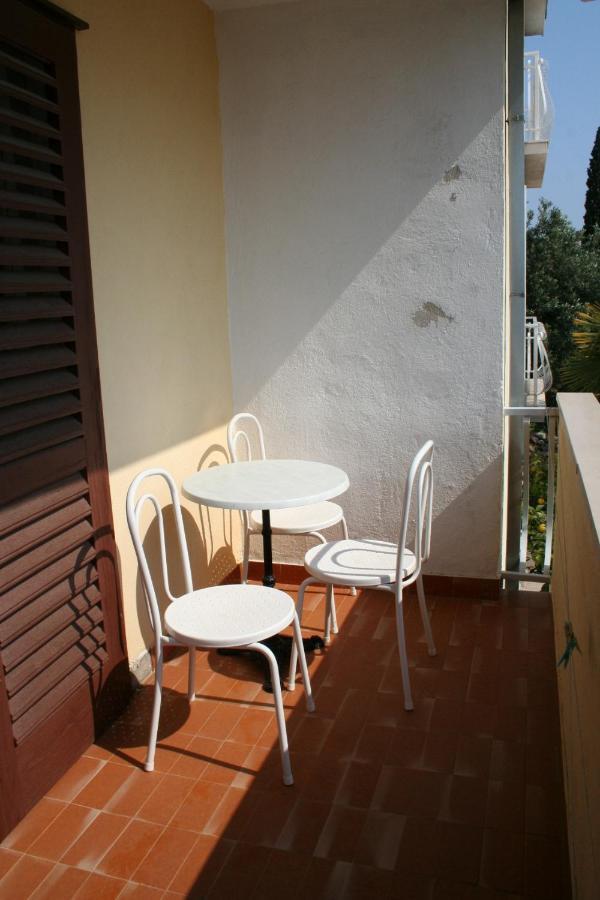 Apartments By The Sea Podgora, Makarska - 518 Extérieur photo